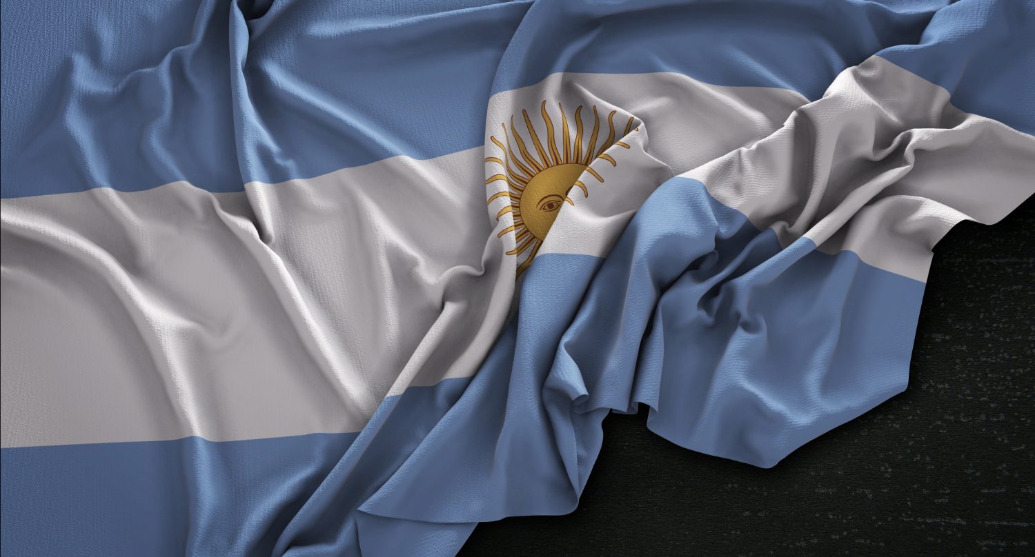 Se formou na Argentina, saiba como revalidar o seu diploma