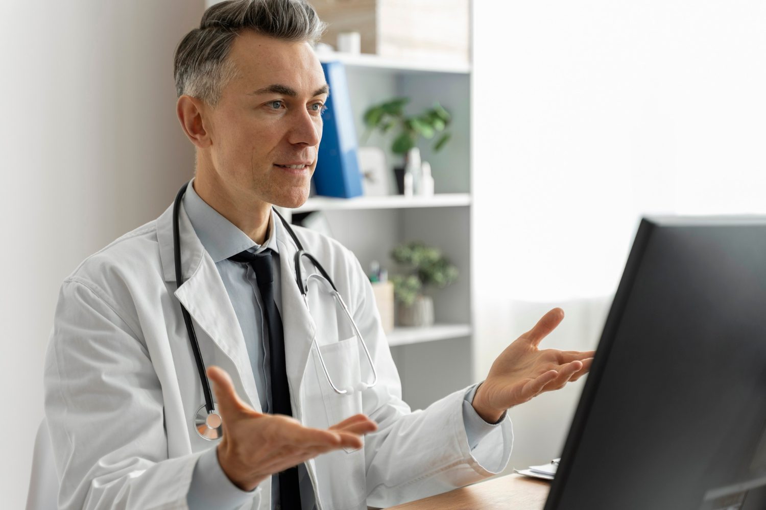 Médico pode divulgar antes e depois de procedimentos estéticos? O que diz o CFM