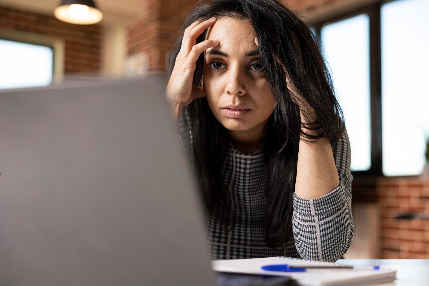 Negativação Indevida pelo Banco: o que fazer diante dessa situação?
