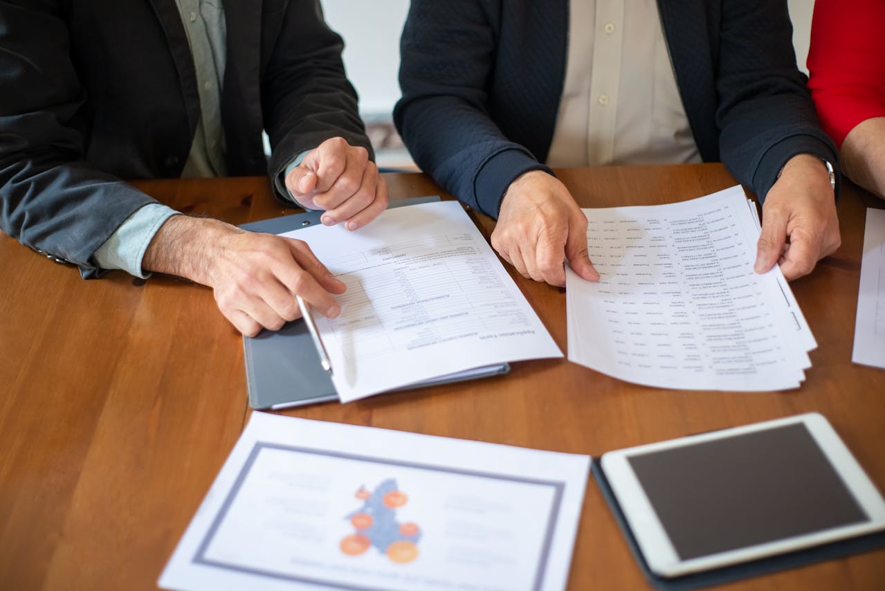 Juros abusivos em contratos de financiamento: quando é possível revisar?