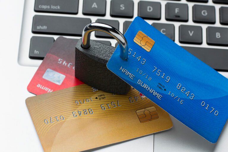 Conta Bancária Bloqueada sem Explicação: Saiba o que fazer