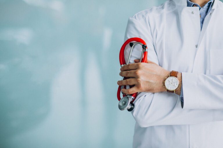 Plano de saúde pode negar tratamento prescrito por médico particular?